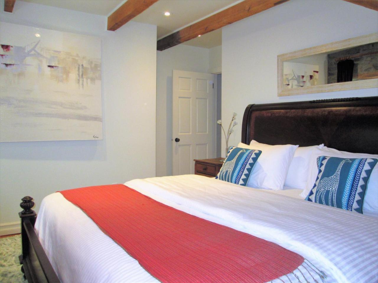 All Suites Whitney Manor Kingston Quarto foto
